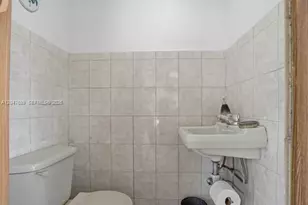 5000 SW 98th Avenue Rd, Miami, FL 33165 - Photo 26