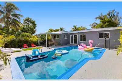 1240 NE 159th St, North Miami Beach, FL 33162 - Photo 18