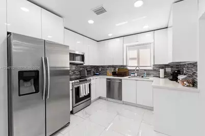 1240 NE 159th St, North Miami Beach, FL 33162 - Photo 8