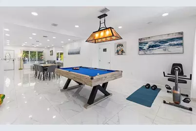 1240 NE 159th St, North Miami Beach, FL 33162 - Photo 12