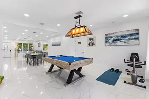 1240 NE 159th St, North Miami Beach, FL 33162 - Photo 12