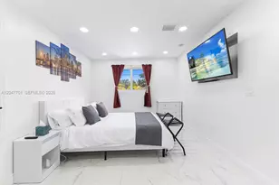 1240 NE 159th St, North Miami Beach, FL 33162 - Photo 22