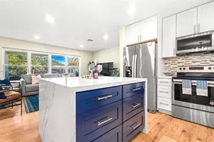 190 NE 21st St, Boca Raton, FL 33431 - Photo 14