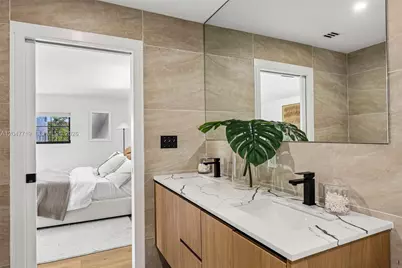 7811 Carlyle Ave, Miami Beach, FL 33141 - Photo 20
