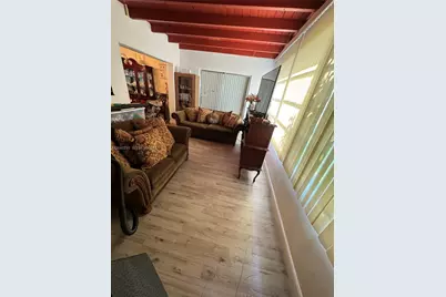 4401 NW 43rd Ter, Tamarac, FL 33319 - Photo 4