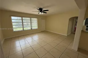 800 NW 76th Ave, Pembroke Pines, FL 33024 - Photo 2
