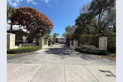 8607 SW 68th Ct #24, Pinecrest, FL 33156 - Photo 1