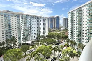 19380 Collins Ave, Sunny Isles Beach, FL 33160 - Photo 10