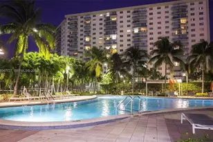 19380 Collins Ave, Sunny Isles Beach, FL 33160 - Photo 22