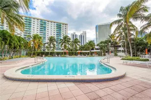 19380 Collins Ave, Sunny Isles Beach, FL 33160 - Photo 20