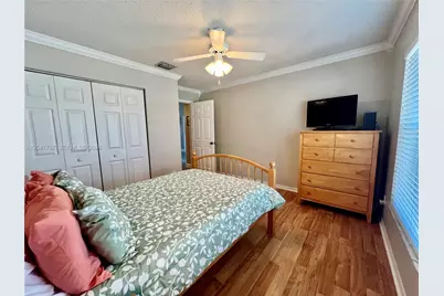 2754 SW 183rd Ave, Miramar, FL 33029 - Photo 12
