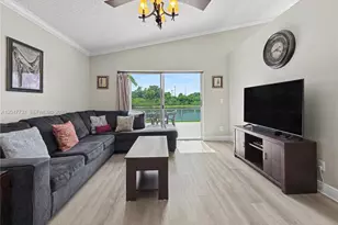 2754 SW 183rd Ave, Miramar, FL 33029 - Photo 10