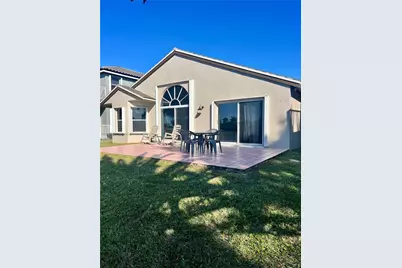 2754 SW 183rd Ave, Miramar, FL 33029 - Photo 24