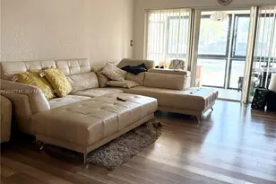 120 Lakeview Dr, Weston, FL 33326 - Photo 2