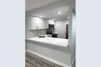 2101 Atlantic Shores Blvd #505, Hallandale Beach, FL 33009 - Photo 2