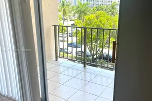 2101 Atlantic Shores Blvd, Hallandale Beach, FL 33009 - Photo 6