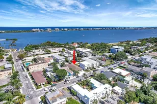 114 S Lakeside Dr, Lake Worth, FL 33460 - Photo 2
