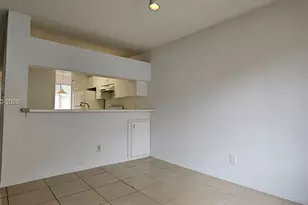 990 Coral Club Dr, Coral Springs, FL 33071 - Photo 4