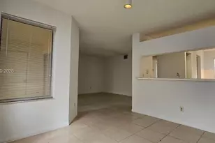 990 Coral Club Dr, Coral Springs, FL 33071 - Photo 6