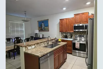 146 SW 7th Ct, Pompano Beach, FL 33060 - Photo 6