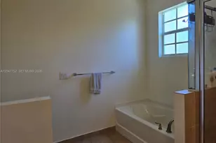 146 SW 7th Ct, Pompano Beach, FL 33060 - Photo 24