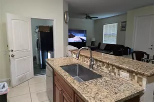 146 SW 7th Ct, Pompano Beach, FL 33060 - Photo 8
