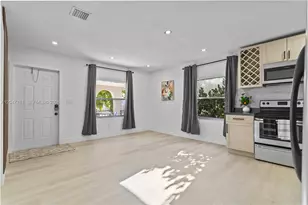 171 W 13th St, Hialeah, FL 33010 - Photo 8