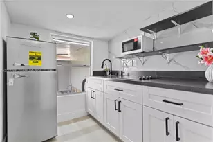 171 W 13th St, Hialeah, FL 33010 - Photo 40