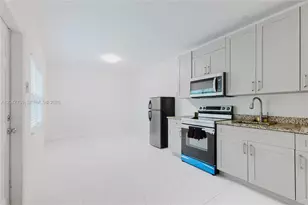 2621 SW 12th Terrace, Fort Lauderdale, FL 33315 - Photo 12