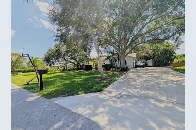 5131 SW 201st Ter, Southwest Ranches, FL 33332 - Photo 2