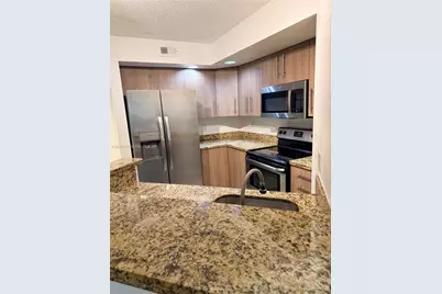 13090 Vista Isles Dr #111, Sunrise, FL 33325 - Photo 2