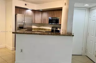 13090 Vista Isles Dr, Sunrise, FL 33325 - Photo 4