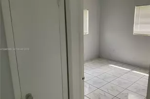 1420 NE 171 St, North Miami Beach, FL 33162 - Photo 6