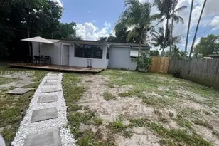 3000 N 72nd Way, Hollywood, FL 33024 - Photo 6