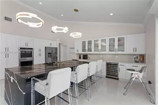 1530 W Lacosta Dr W, Pembroke Pines, FL 33027 - Photo 12