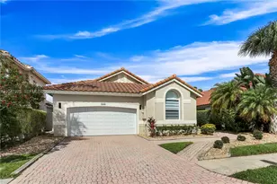 1530 W Lacosta Dr W, Pembroke Pines, FL 33027 - Photo 1