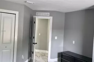 2037 SW Aquarius Ln, Port Saint Lucie, FL 34984 - Photo 32