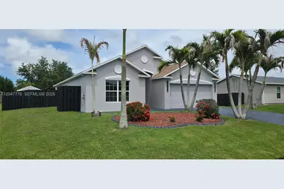 2037 SW Aquarius Ln, Port Saint Lucie, FL 34984 - Photo 2