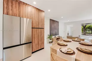 1070 NW 44th St, Miami, FL 33127 - Photo 16