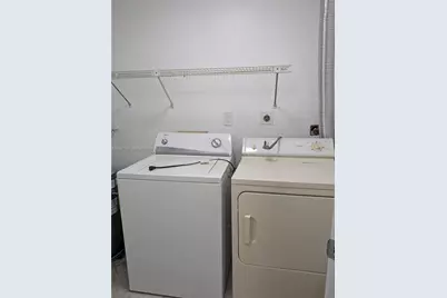 10237 NW 9th Street Cir #202-4, Miami, FL 33172 - Photo 14