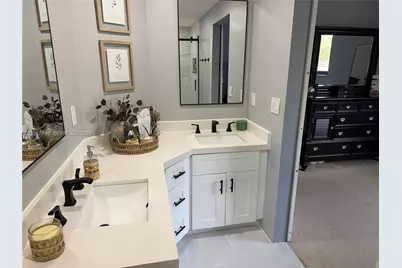 [Address not provided], Miami, FL 33186 - Photo 18
