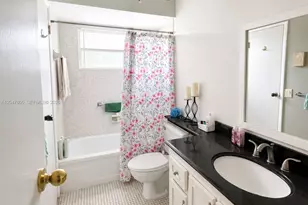 4700 NW 35th St, Lauderdale Lakes, FL 33319 - Photo 8