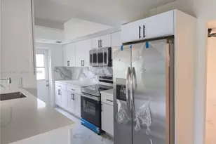 1141 SW 8th Terrace, Fort Lauderdale, FL 33315 - Photo 4