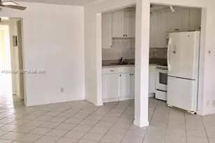 2 Coventry A, West Palm Beach, FL 33417 - Photo 6