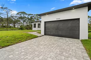 12086 Chamberlain Blvd, Port Charlotte, FL 33953 - Photo 4