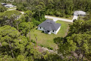 12086 Chamberlain Blvd, Port Charlotte, FL 33953 - Photo 36