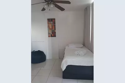 5401 Collins Ave #311, Miami Beach, FL 33140 - Photo 10