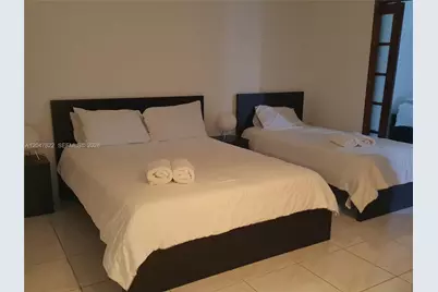 5401 Collins Ave #311, Miami Beach, FL 33140 - Photo 8