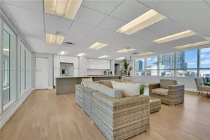 321 NE 26th St, Miami, FL 33137 - Photo 28