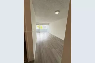 9367 Fontainebleau Blvd #G201, Miami, FL 33172 - Photo 6